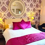 Robin Hill Heritage Bed & Breakfast