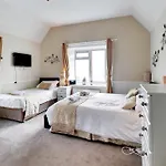 Robin Hill Heritage Bed & Breakfast
