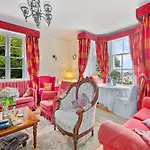 Robin Hill Heritage Guest House Bed & Breakfast Cobh