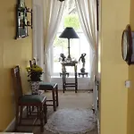Robin Hill Heritage Guest House Bed & Breakfast