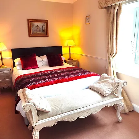 Robin Hill House Heritage Bed & Breakfast Cobh
