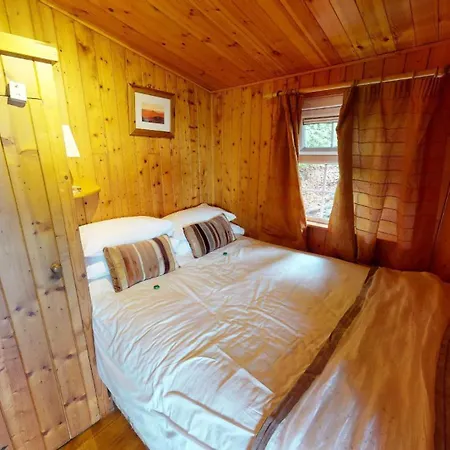 Robin Hill House Heritage Bed & Breakfast Cobh