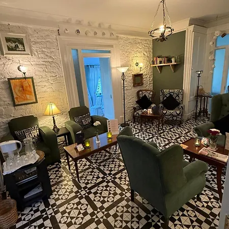Robin Hill House Heritage Frühstückspension 4*