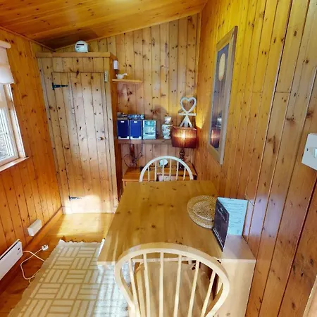 Robin Hill Heritage Guest House Bed and Breakfast 4*
