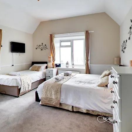 Bed & Breakfast Robin Hill House Heritage B&B 4*