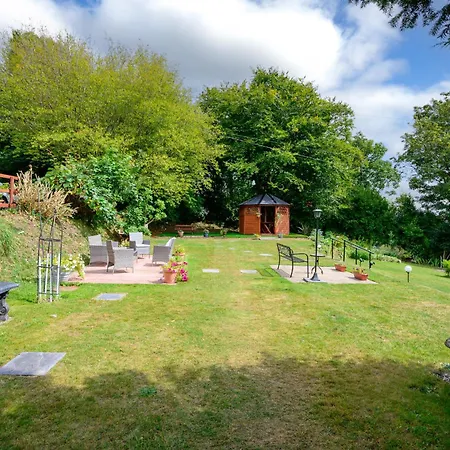 Robin Hill House Heritage B&B 4*