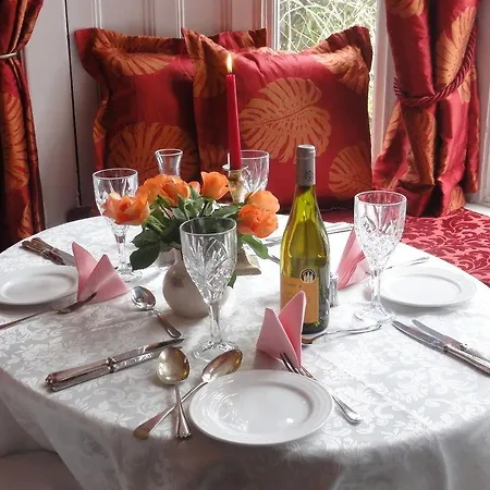 Robin Hill House Heritage B&B