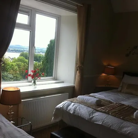 Robin Hill House Heritage לינה וארוחת בוקר 4*
